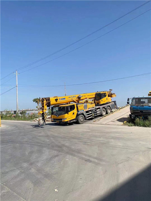 端州区吊车作业时，可能会产生哪些额外收费项目？