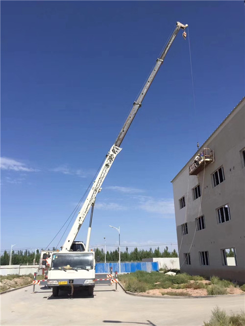 端州区“轻装强干”—— 吊车的 “轻量化臂架” 技术